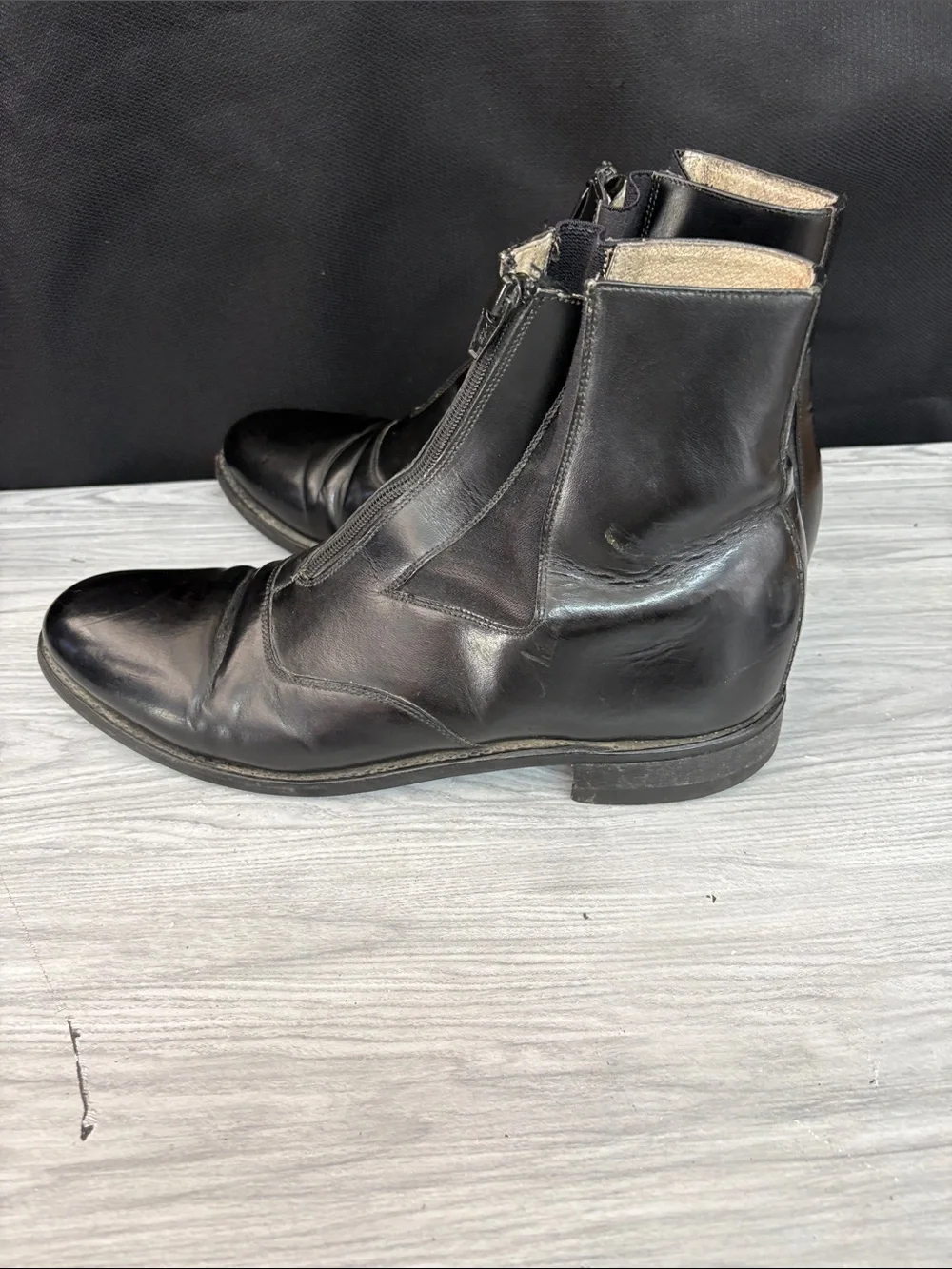 Classic Black Leather Equestrian  Boots with Side Zip